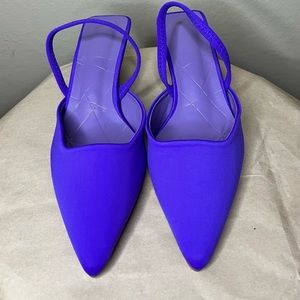 Purple Pointed-toe sling back kitten heels